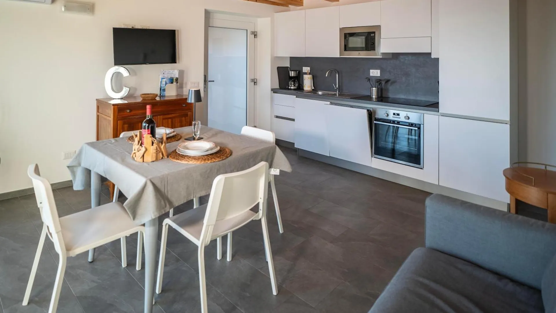 Apartment Delfina Home Terrazzo 013239-Cni-00132 Vercana Italy